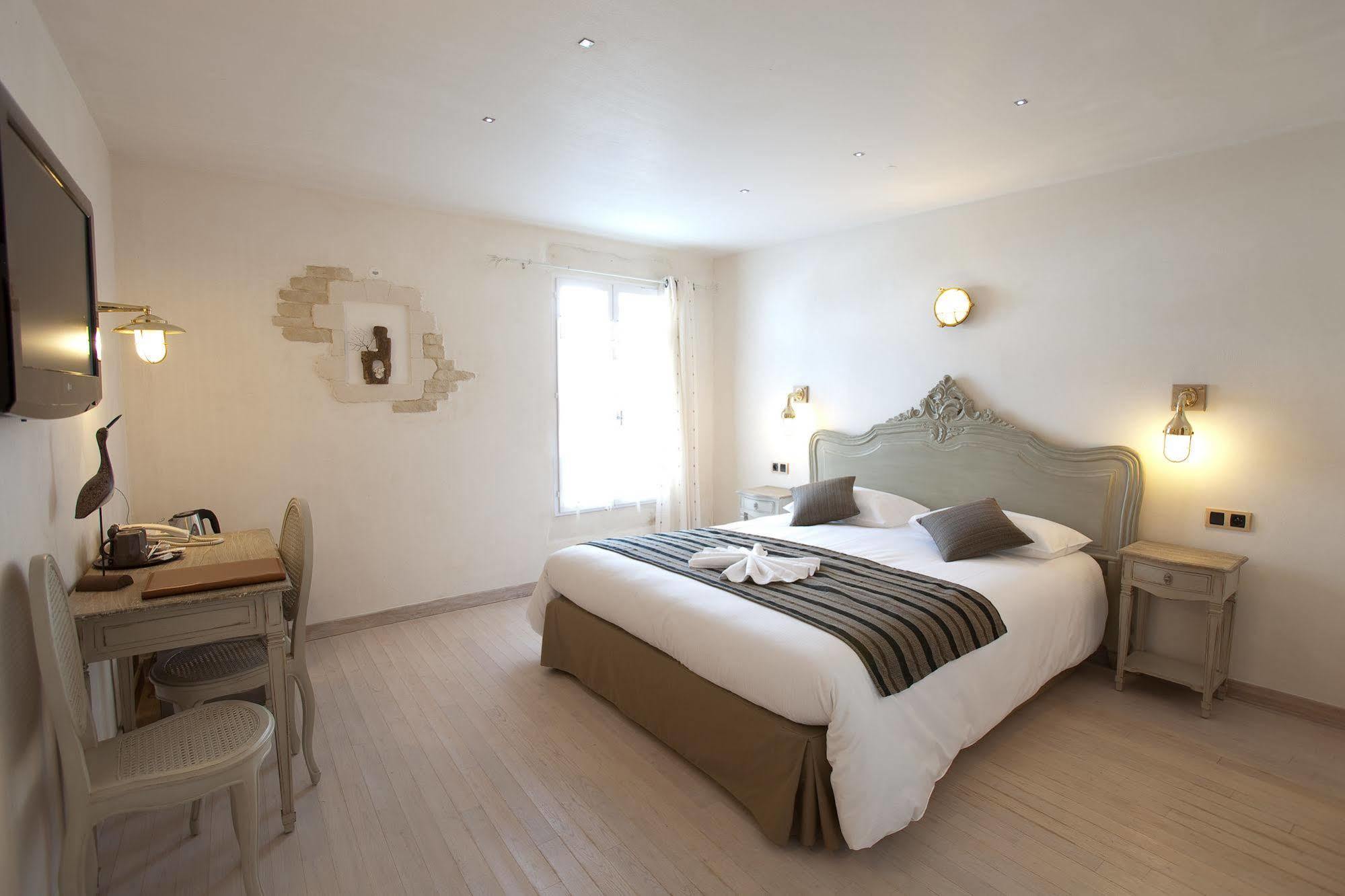 Chambre D'Hotes Hote Des Portes Ile De Re Les Portes-en-Re Екстериор снимка